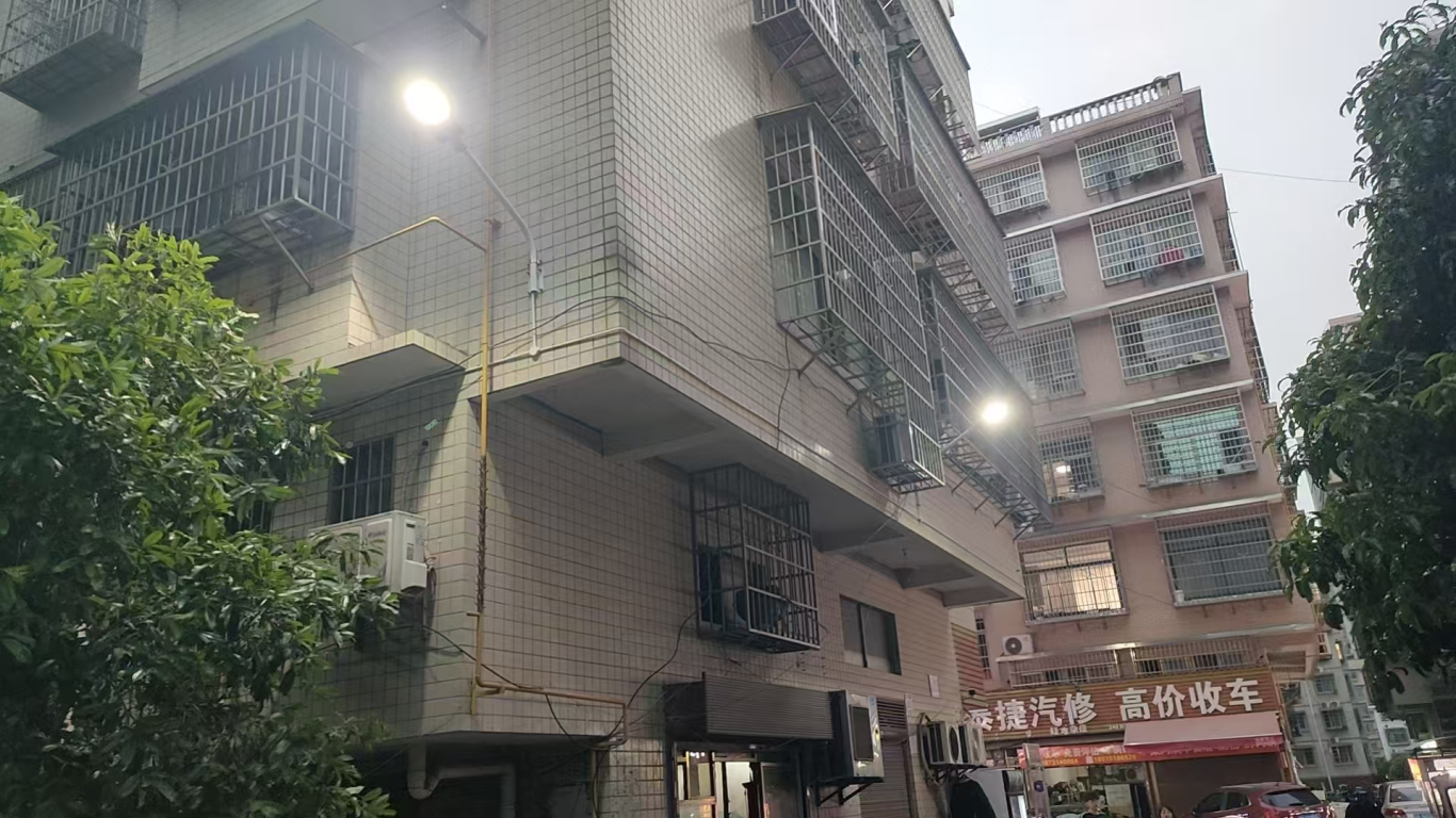 市政要聞 | 感謝信里的民生溫度！湘江新區(qū)八家灣小區(qū)改造工程圓滿收官獲天頂街道點(diǎn)贊